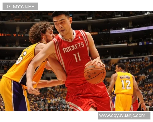 姚明与国际篮球明星合作共创辉煌成就的背后故事