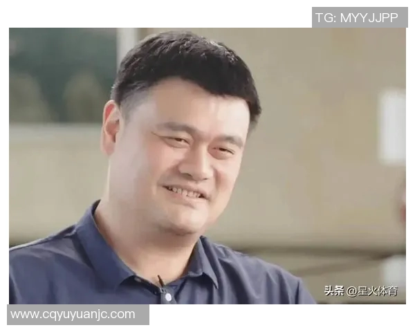 姚明韧带撕裂后重返赛场的艰辛历程与不屈精神解析