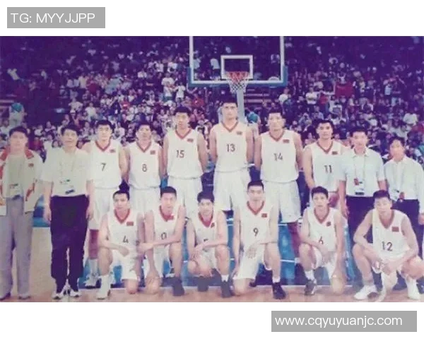 李华与姚明的篮球传奇：从青涩少年到国际巨星的成长之路