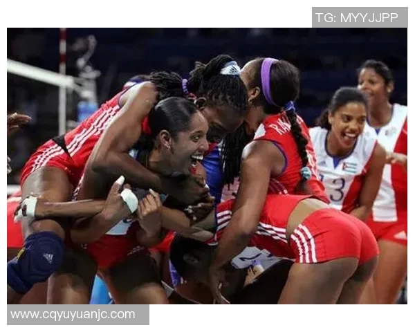 足球明星昔日辉煌与今日困境的对比揭示人生无常的真实故事